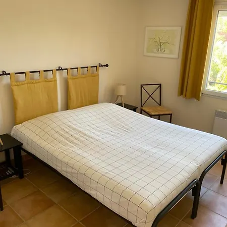 Provencale Entre Cevennes Et Provence Avec Grande Piscine Et Un Terrain De Petanque Villa