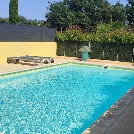 Provencale Entre Cevennes Et Provence Avec Grande Piscine Et Un Terrain De Petanque Villa *